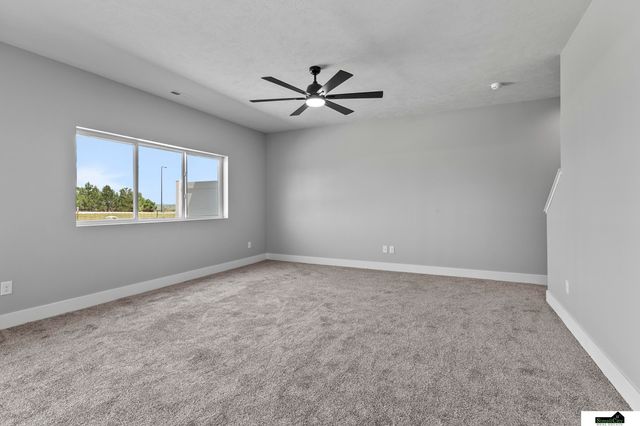 1940 Flagstone Road, Lincoln, NE 68521