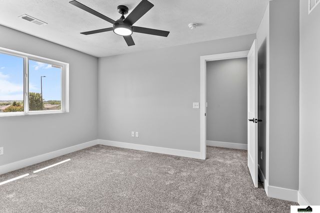 1940 Flagstone Road, Lincoln, NE 68521