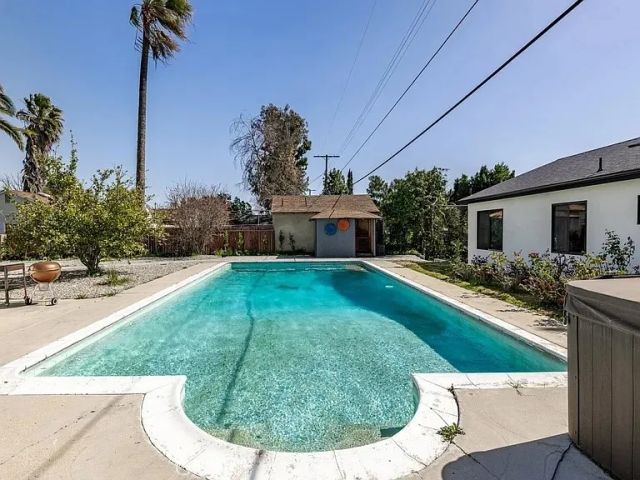 5805 Bucknell Avenue, North Hollywood, CA 91607