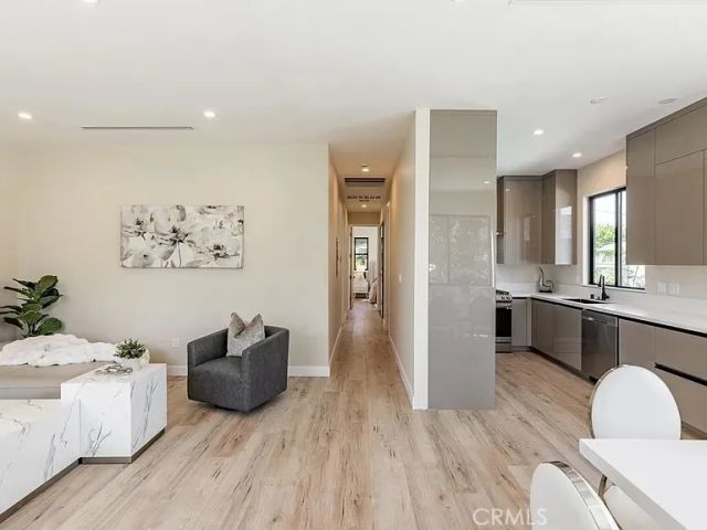 5805 Bucknell Avenue, North Hollywood, CA 91607