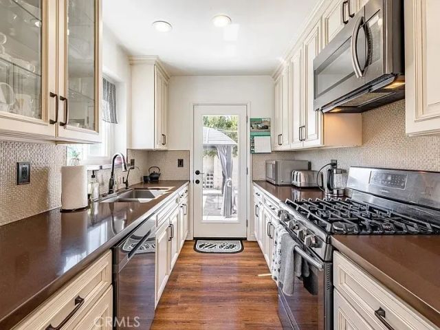5805 Bucknell Avenue, North Hollywood, CA 91607