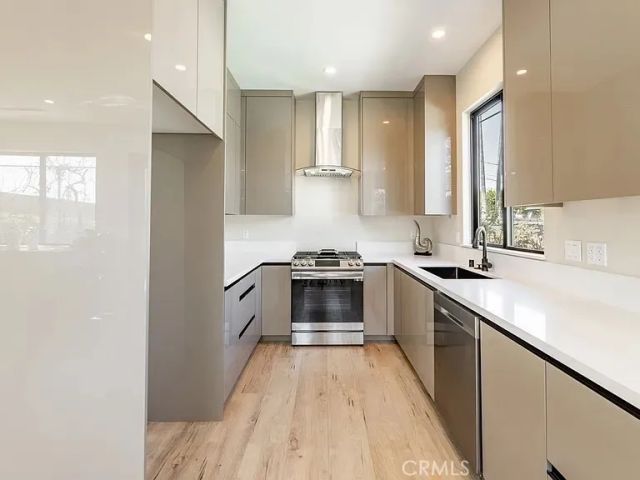 5805 Bucknell Avenue, North Hollywood, CA 91607