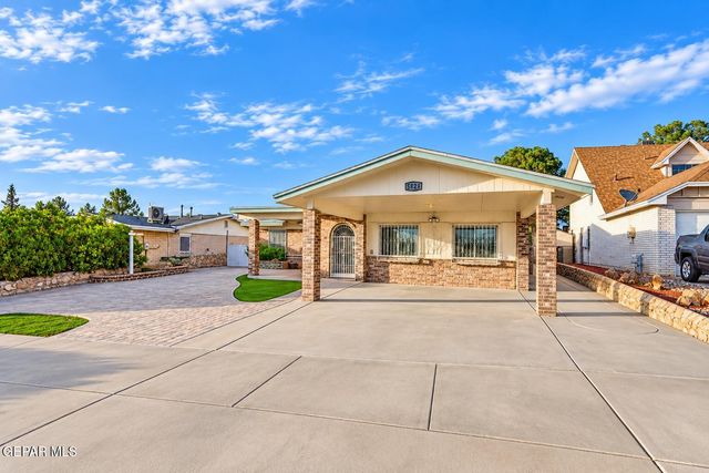 8528 SARATOGA Drive, El Paso, TX 79912