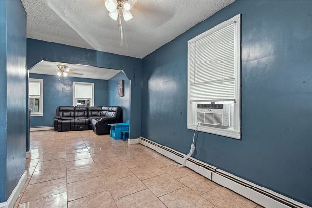 19 Carr Street, Providence, RI 02905