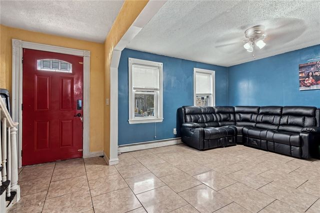 19 Carr Street, Providence, RI 02905