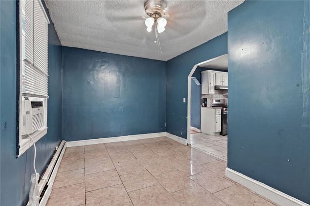 19 Carr Street, Providence, RI 02905