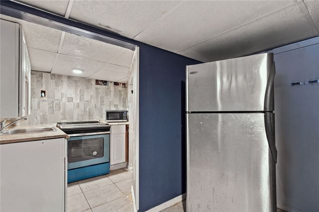 19 Carr Street, Providence, RI 02905
