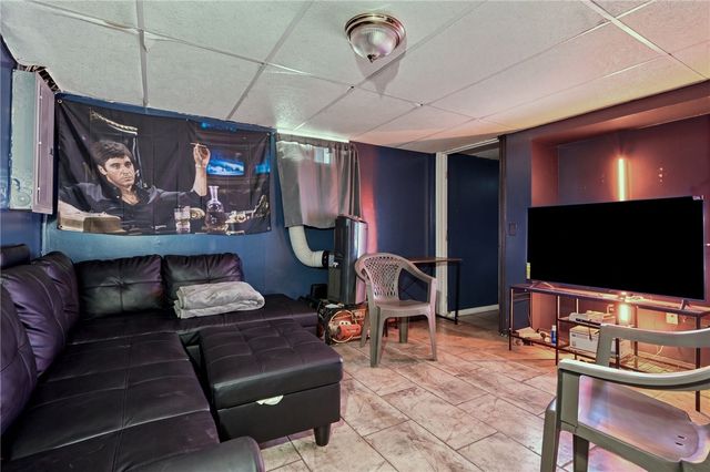 19 Carr Street, Providence, RI 02905