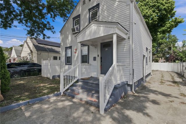 19 Carr Street, Providence, RI 02905
