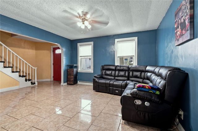 19 Carr Street, Providence, RI 02905