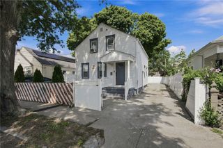 19 Carr Street, Providence, RI 02905