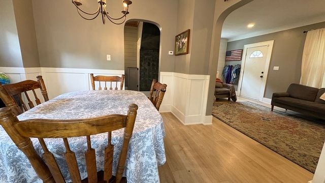 2559 6th Street, Cuyahoga Falls, OH 44221