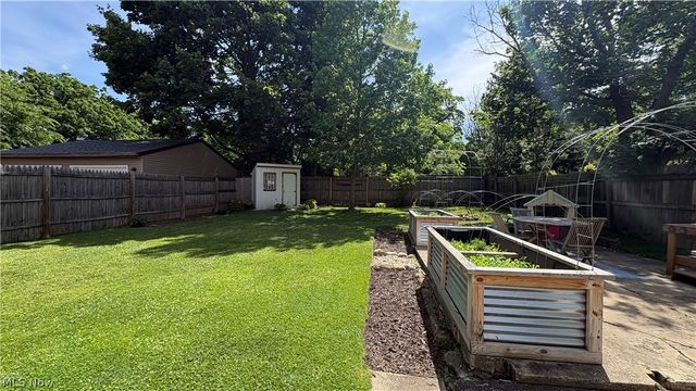 2559 6th Street, Cuyahoga Falls, OH 44221