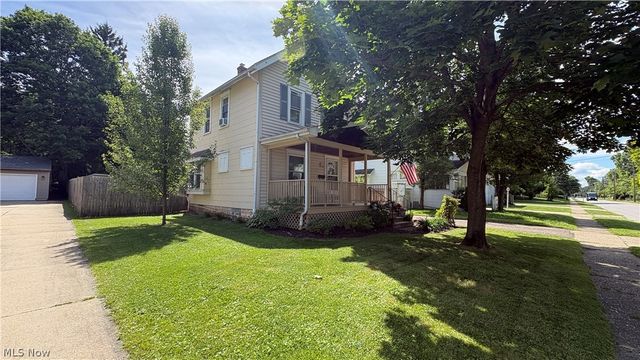 2559 6th Street, Cuyahoga Falls, OH 44221