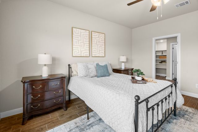 1338 Rolling Meadows Drive, Cedar Hill, TX 75104