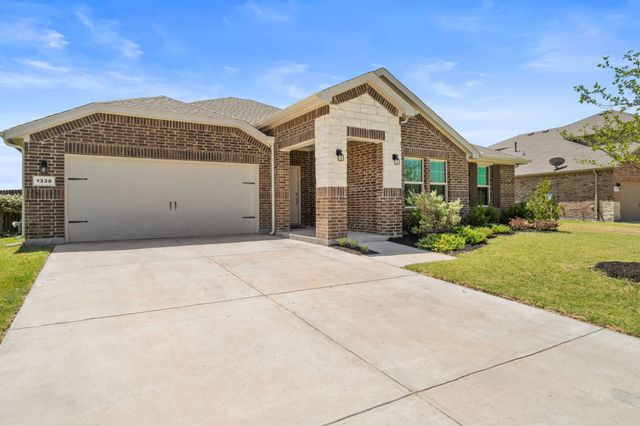 1338 Rolling Meadows Drive, Cedar Hill, TX 75104