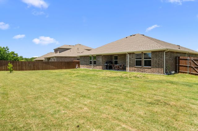 1338 Rolling Meadows Drive, Cedar Hill, TX 75104