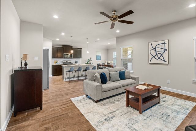 1338 Rolling Meadows Drive, Cedar Hill, TX 75104
