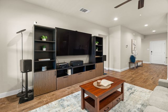 1338 Rolling Meadows Drive, Cedar Hill, TX 75104