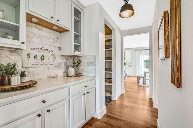 2962 Howard Farms Drive, Delaware, OH 43015