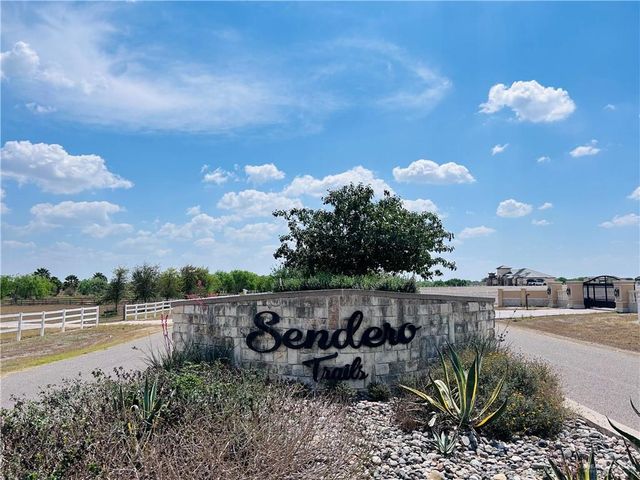 2921 Lasso Trail, Edinburg, TX 78541