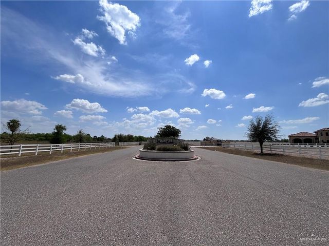 2921 Lasso Trail, Edinburg, TX 78541