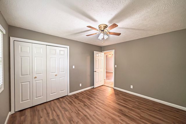 125 Whipporwill Drive, Marion, KY 42064