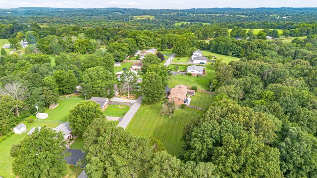 125 Whipporwill Drive, Marion, KY 42064