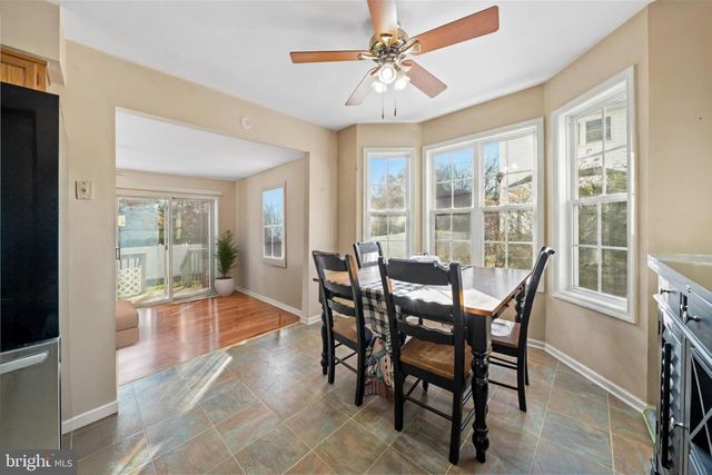 11 MONTCEAU DR, Newark, DE 19702