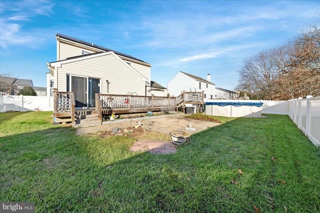 11 MONTCEAU DR, Newark, DE 19702