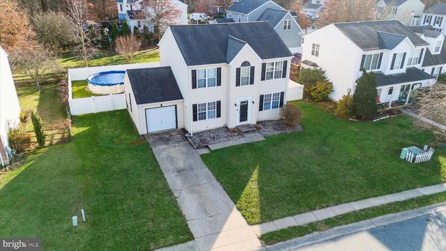 11 MONTCEAU DR, Newark, DE 19702
