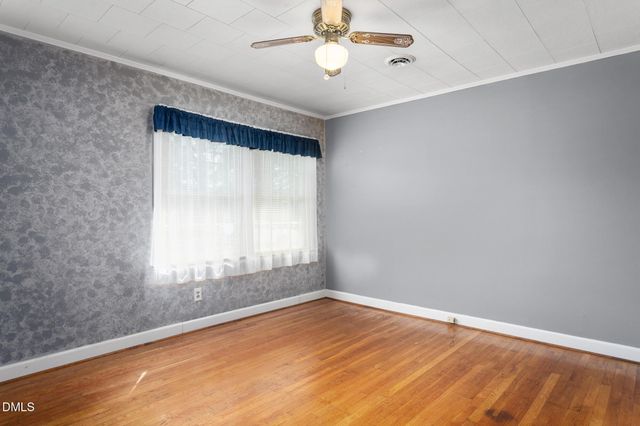 126 Andrews Avenue, Graham, NC 27253