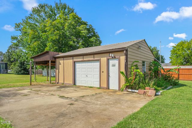 126 Andrews Avenue, Graham, NC 27253