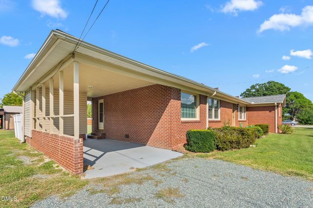 126 Andrews Avenue, Graham, NC 27253