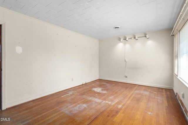 126 Andrews Avenue, Graham, NC 27253