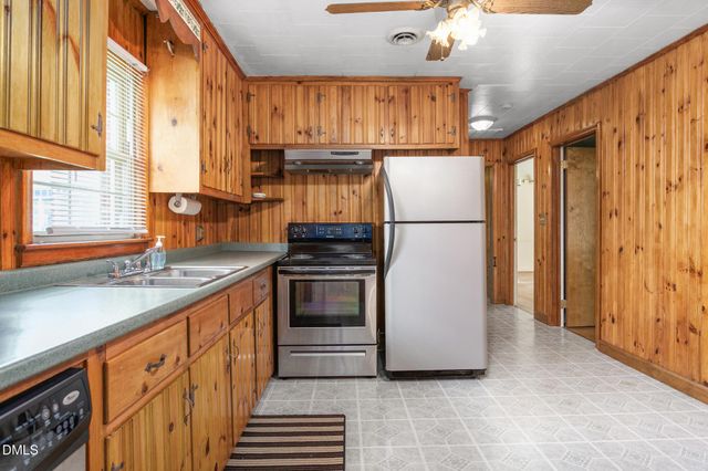 126 Andrews Avenue, Graham, NC 27253