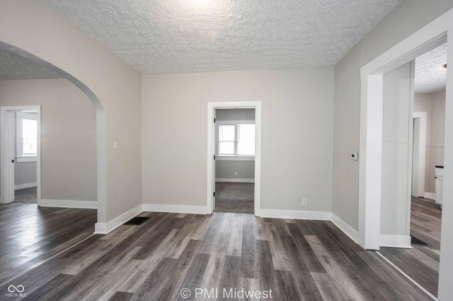 729 N Bosart Avenue, Indianapolis, IN 46201