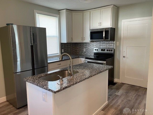 709 Wilmington Avenue, Dayton, OH 45420