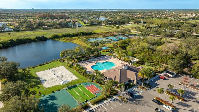 8222 HAVEN HARBOUR WAY, Bradenton, FL 34212