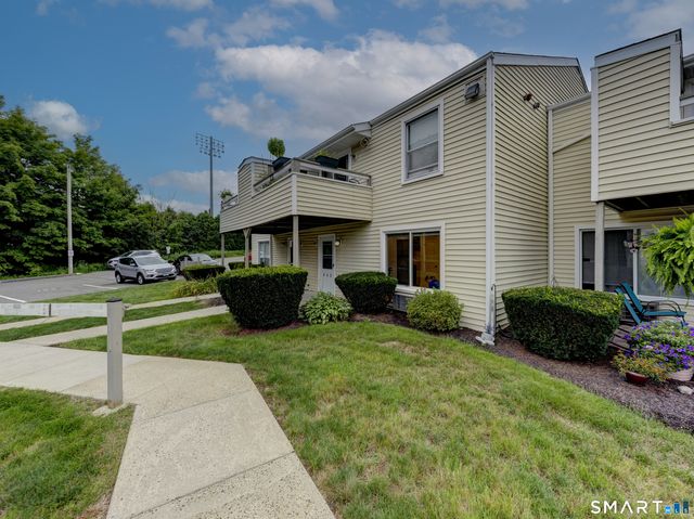 443 East Mitchell Avenue 443, Cheshire, CT 06410
