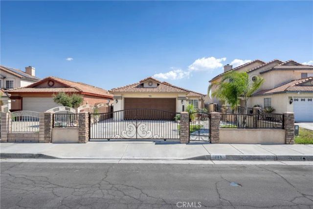285 Flicker, Perris, CA 92571