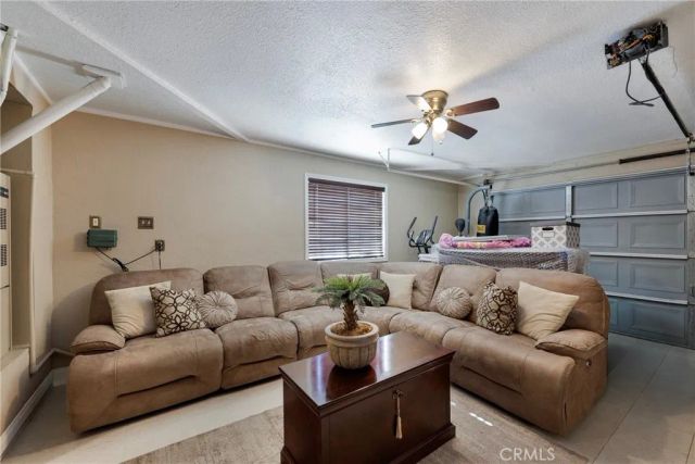 285 Flicker, Perris, CA 92571