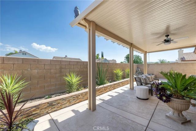 285 Flicker, Perris, CA 92571