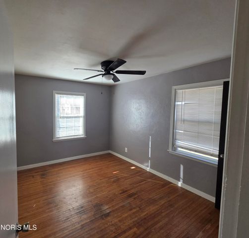 706 Carver Boulevard, Toledo, OH 43607