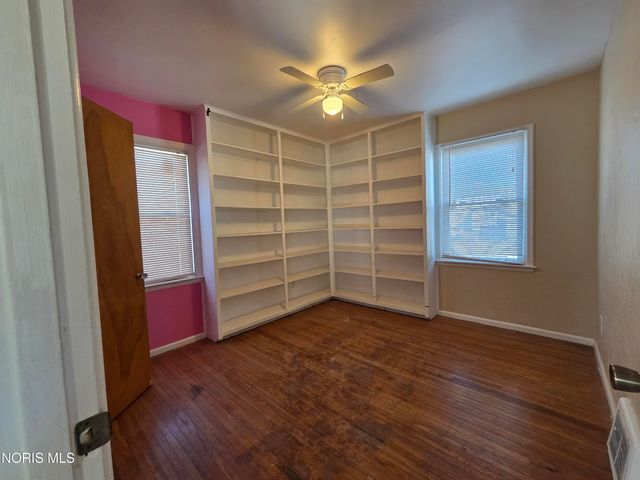 706 Carver Boulevard, Toledo, OH 43607