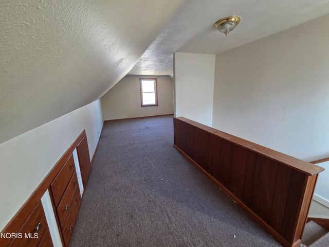 706 Carver Boulevard, Toledo, OH 43607