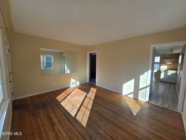 706 Carver Boulevard, Toledo, OH 43607