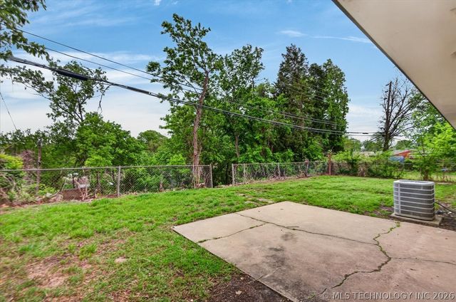 4800 E Frank Phillips, Bartlesville, OK 74006