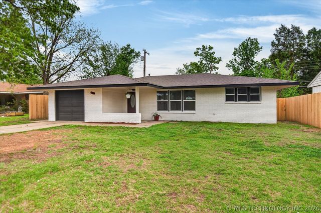 4800 E Frank Phillips, Bartlesville, OK 74006