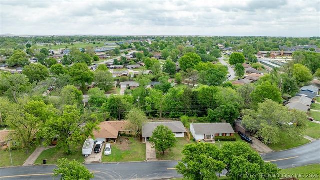 4800 E Frank Phillips, Bartlesville, OK 74006